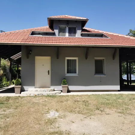 Kuca Za Odmor-zelena Oaza Pensión Golubac