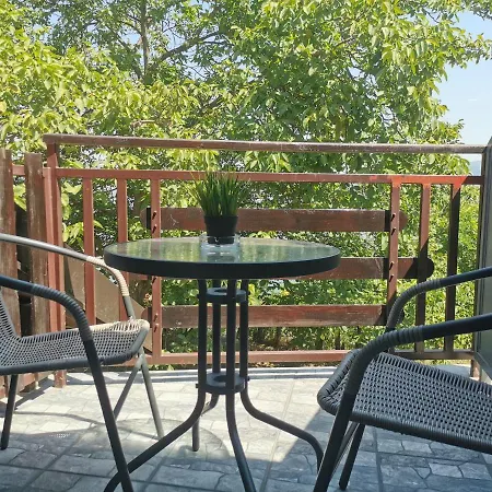 Kuca Za Odmor-zelena Oaza Pensión Golubac
